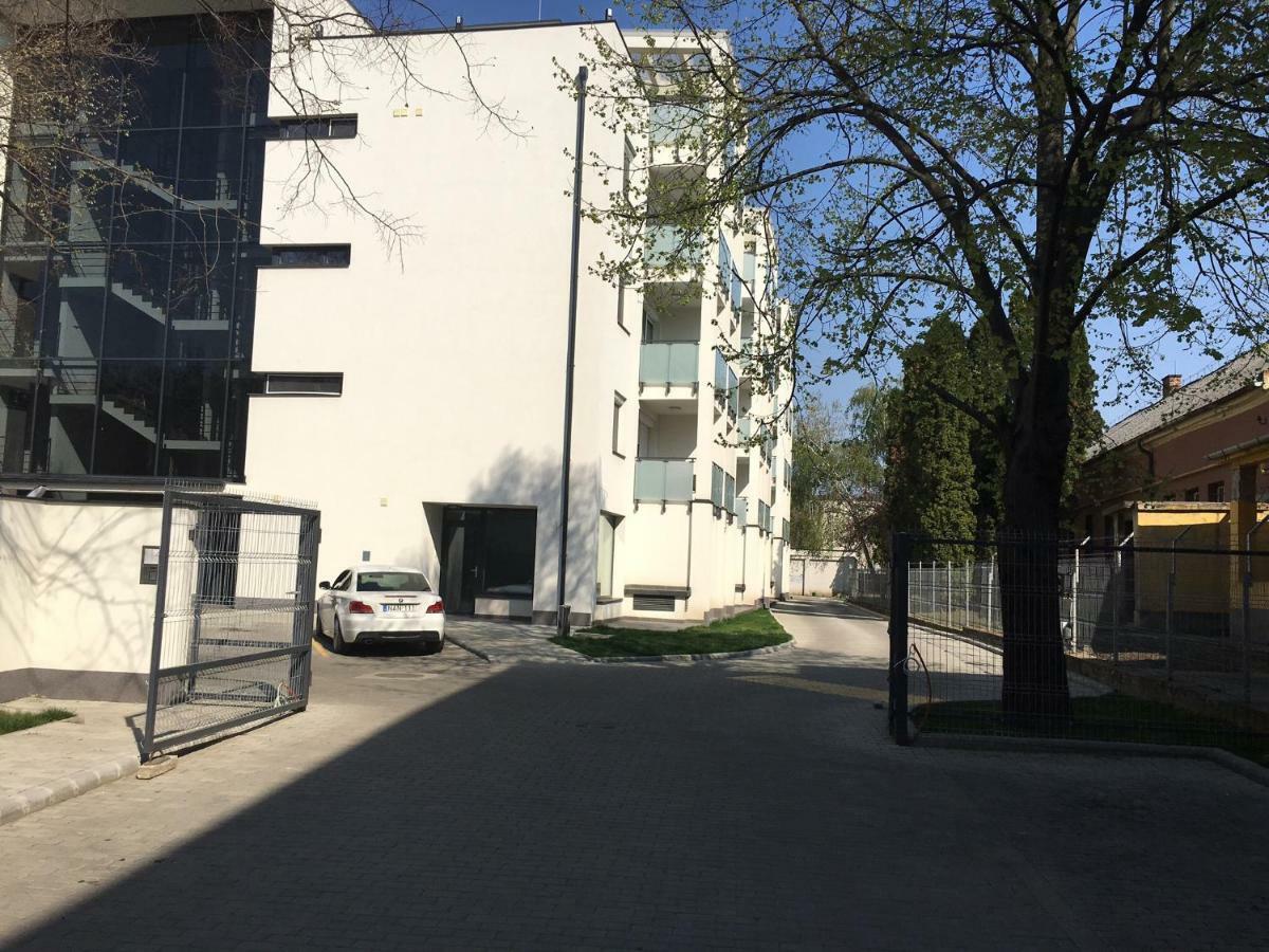 شقة Belle Casa 34 ديبريتْسين المظهر الخارجي الصورة